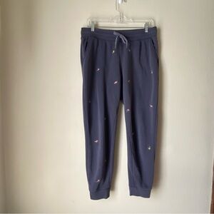 Old Navy indigo jogger sweatpants with embroidered flowers & pockets 🌼🌸